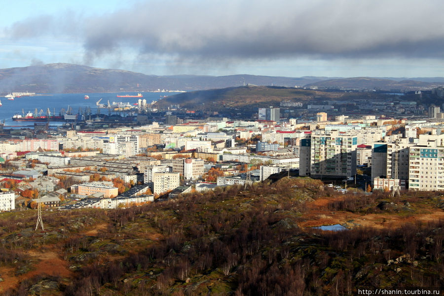 Время в мурманске сейчас