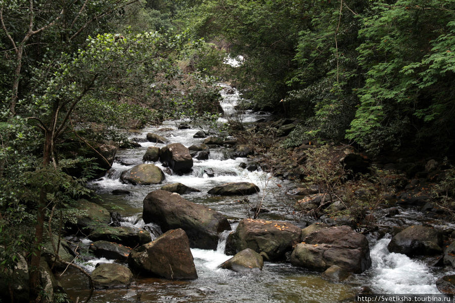 Самый красивый водопад острова Ко-Чанг Остров Чанг, Таиланд