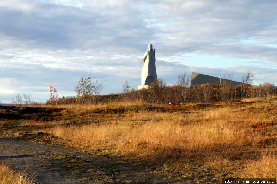 Памятник Защитникам Советского Заполярья Мурманск, Россия