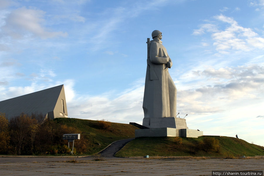 Памятник Защитникам Советского Заполярья Мурманск, Россия