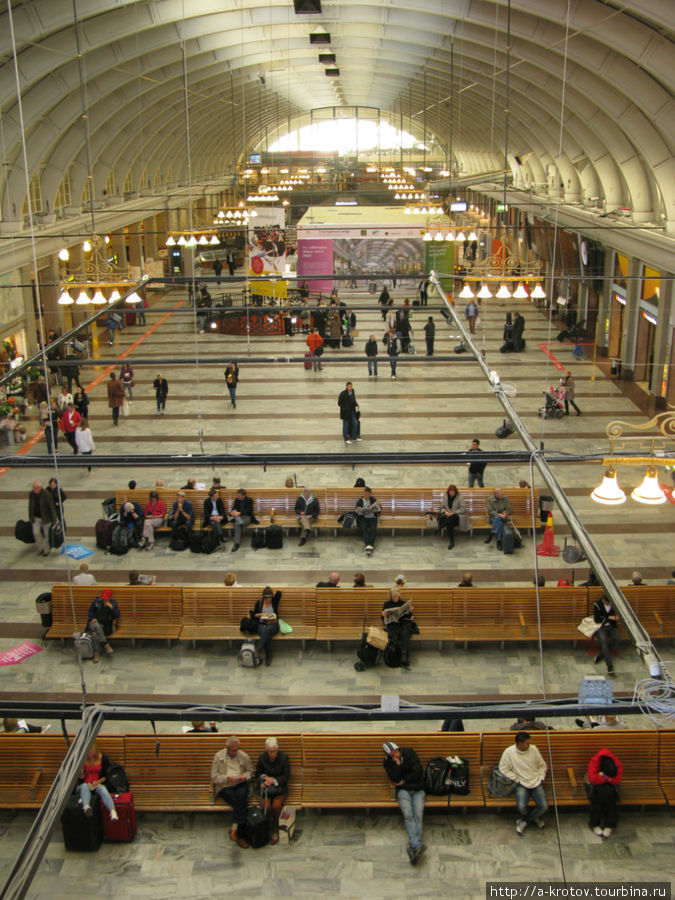 Внутренность ж.д.вокзала Стокгольм, Швеция