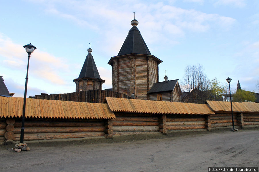 Трифонов Печенгский монастырь Мурманск, Россия