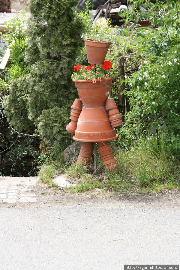 Садовая скульптура из горшков Вайсеноэ, Германия