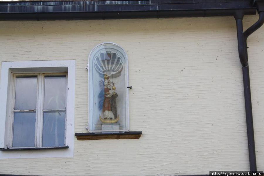 Мария — святая покровительница Баварии Вайсеноэ, Германия