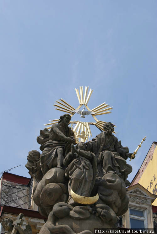 Барочный столп Святой Троицы (1716) Карловы Вары, Чехия