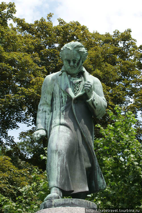 Памятник музыкальному гению Людвигу ван Бетховену Карловы Вары, Чехия