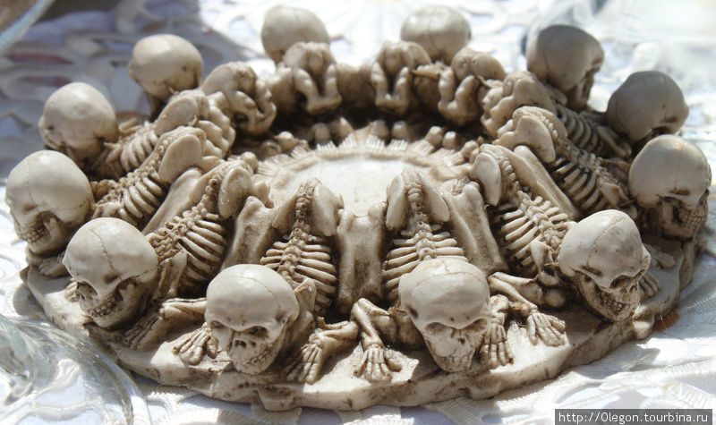 Пепельница со скелетами Мексика