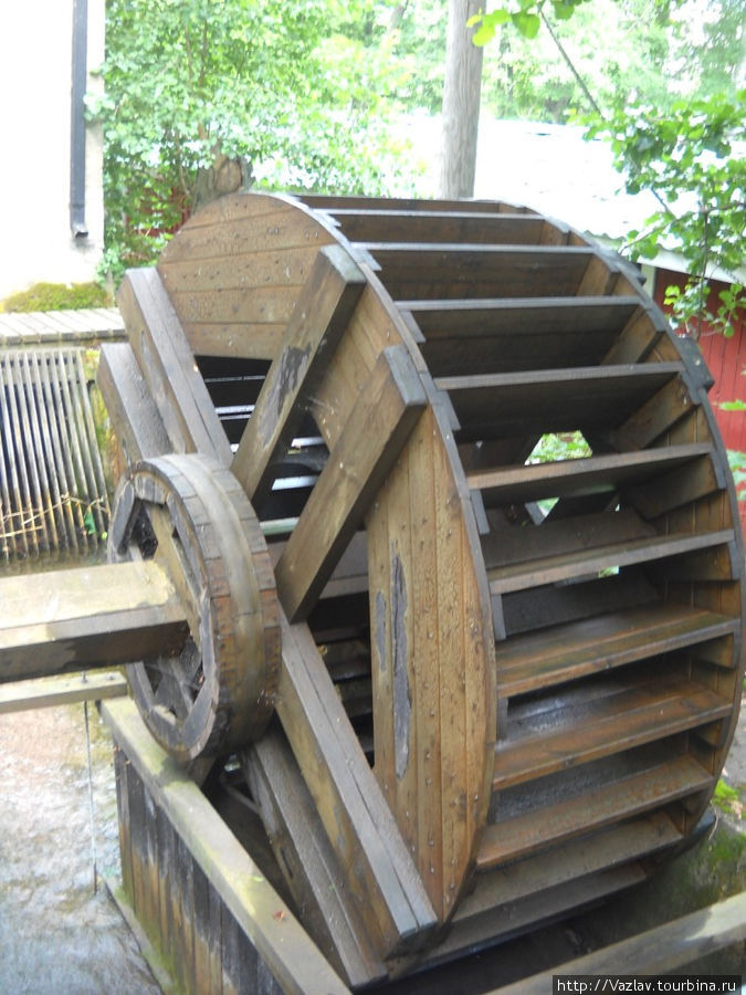 Водяное колесо Асиккала, Финляндия