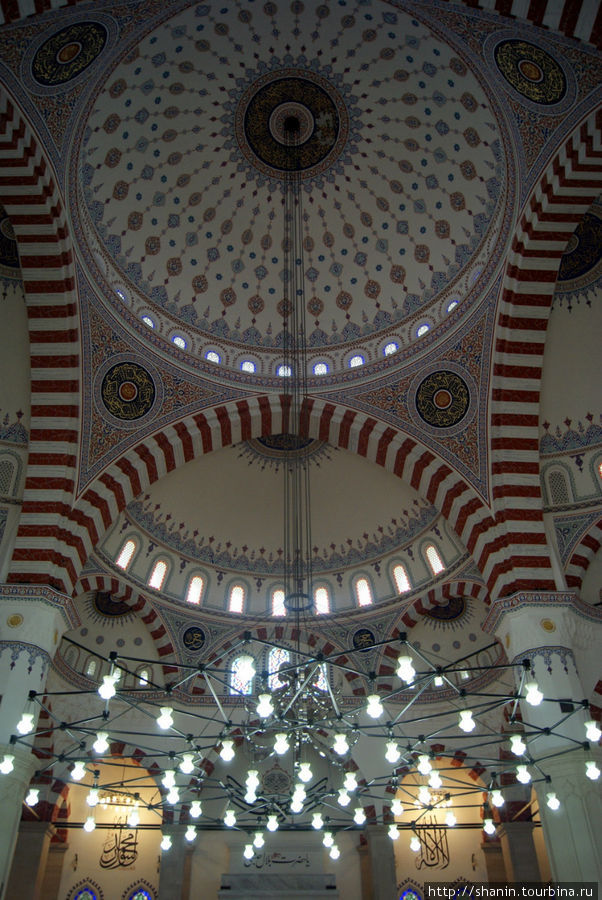 Турецкая мечеть Ашхабад, Туркмения