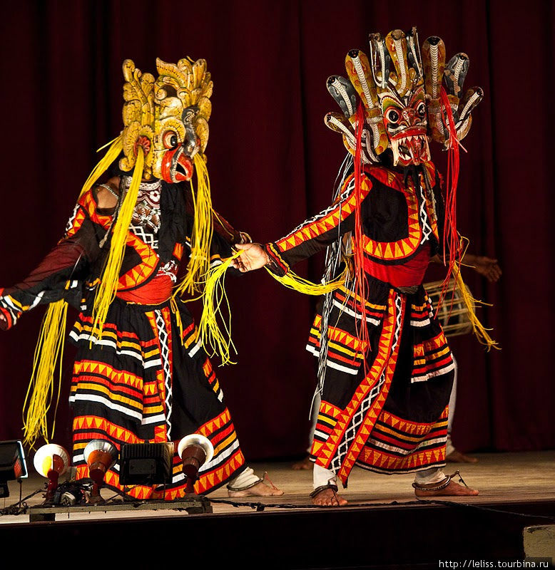 Танец с масками. Канди, Шри-Ланка