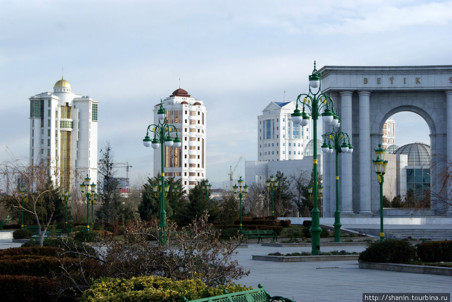 Парк Алтын Асыр Ашхабад, Туркмения