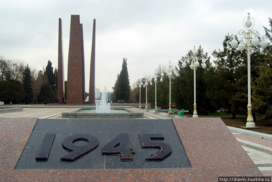 Парк Победы в Ашхабаде Ашхабад, Туркмения