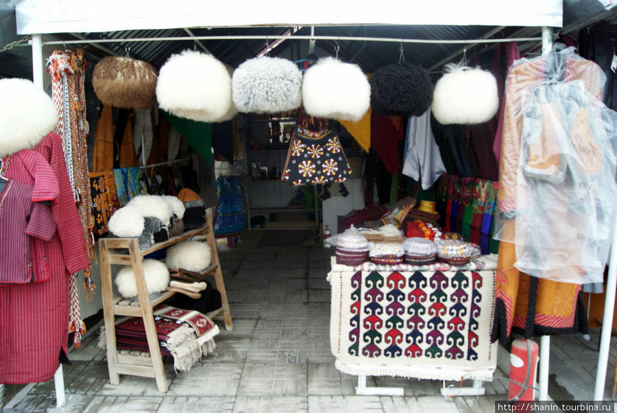 На рынке Колпетдаг в Ашхабаде Ашхабад, Туркмения