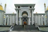 Мечеть Туркменбаши Рухы возле Ашхабада