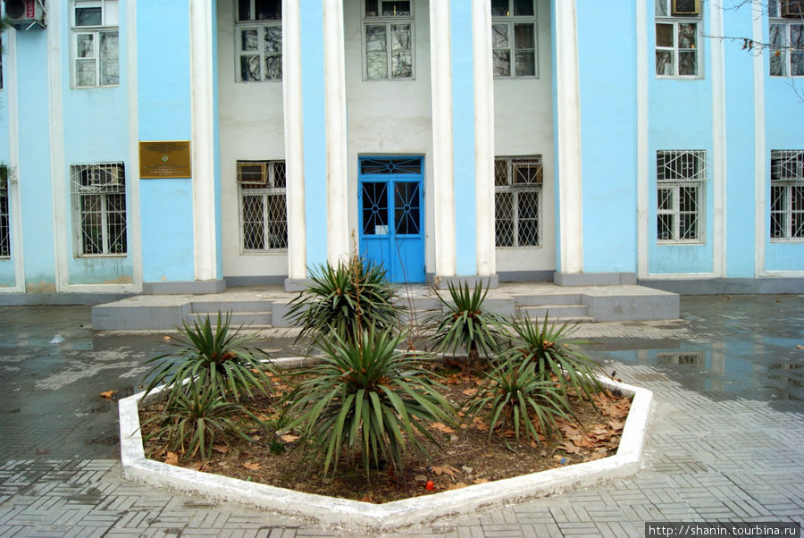 Старая школа Ашхабад, Туркмения