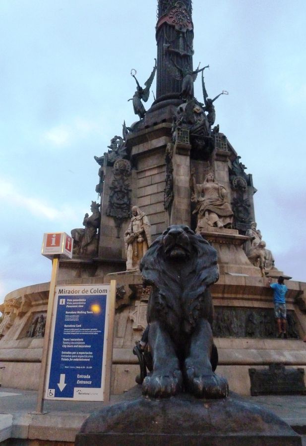 Памятник Христофору Колумбу Барселона, Испания