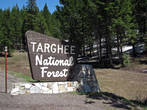 Мы въехали на территорию национального леса Targhee National Forest