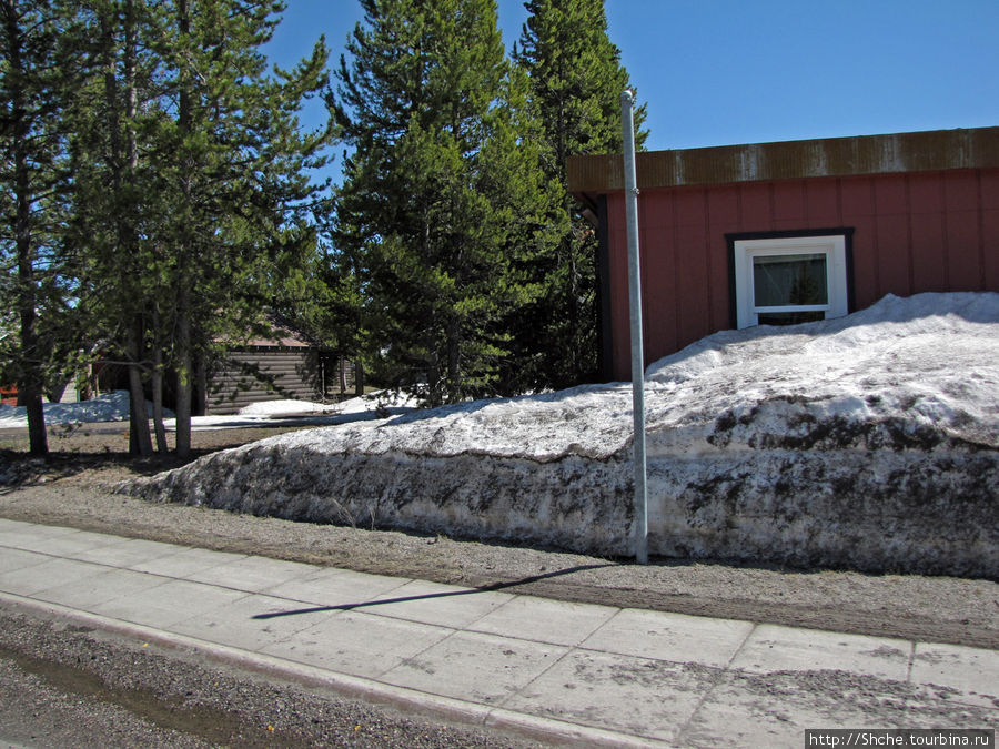 West Yellowstone - западные ворота нац. парка Йеллоустоун Уэст-Йеллоустоун, CША