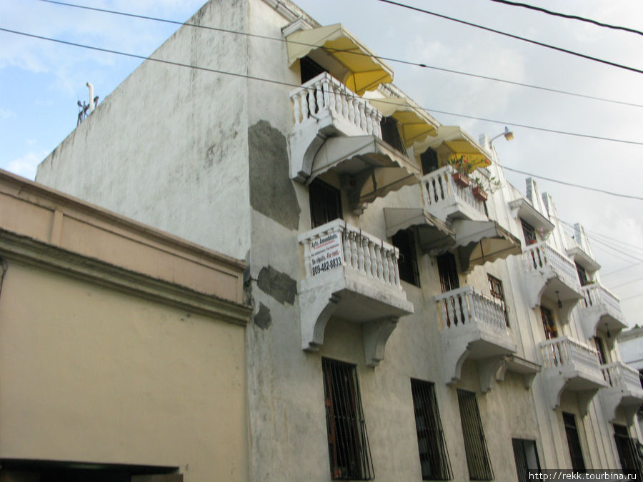 В Зоне Колониаль попадаются очень эффектные здания Доминиканская Республика