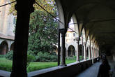 Падуя, базилика св. Антония, внутриние квадратные дворики очень красивы.