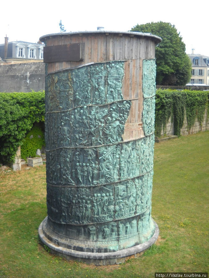 Остаток колонны Сен-Жермен-ан-Ле, Франция