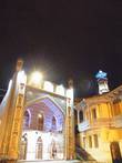 Мечеть в вечерней подсветке