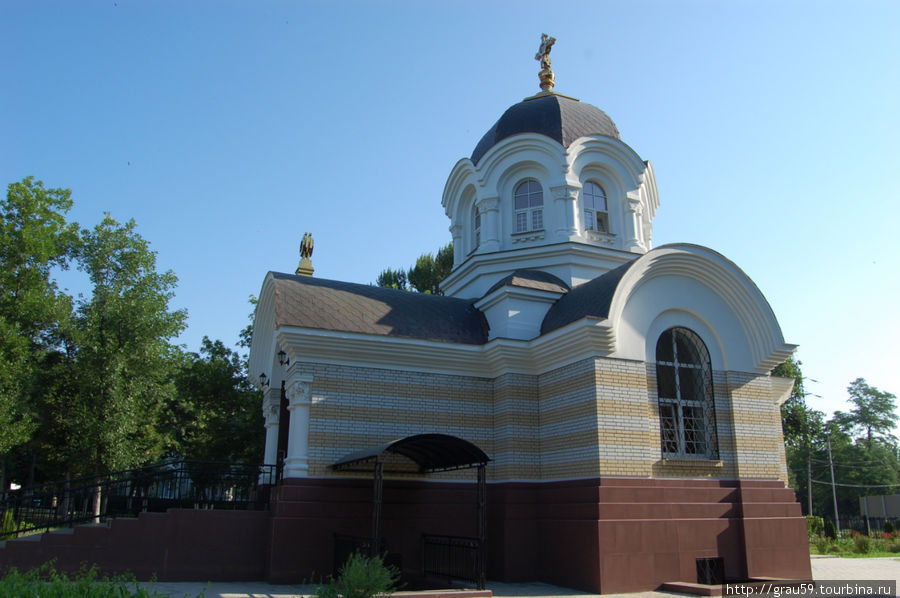 Храм во имя святителя Луки Саратов, Россия