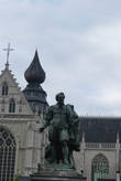 Памятник знаменитому антверпенцу Питеру Паулю Рубенсу Зеленой площади