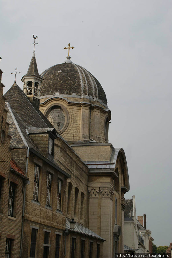 Бывший монастырь иезуитов Брюгге, Бельгия