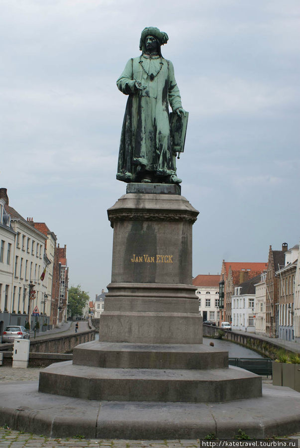 Памятник Яну Ван Эйку Брюгге, Бельгия