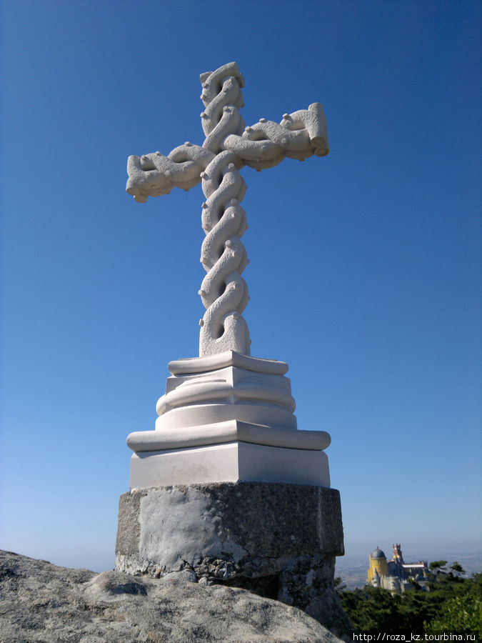 Cruz Alta (High Cross) Синтра, Португалия