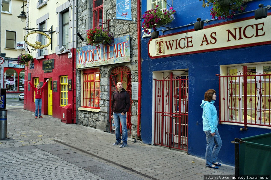 На Quay street Голуэй, Ирландия