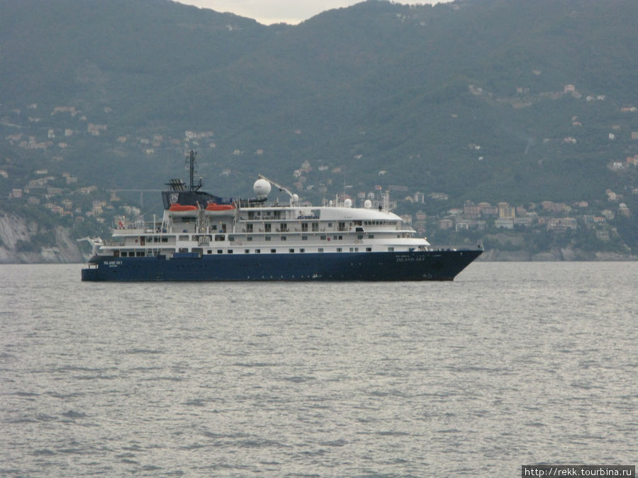 Повстречали большую частную яхту Сан-Фруттуозо, Италия