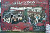 Пуб Sally Long — шикарнейшее, просто потрясающее объёмное граффити. Хотелось стоять и изучать каждую деталь.