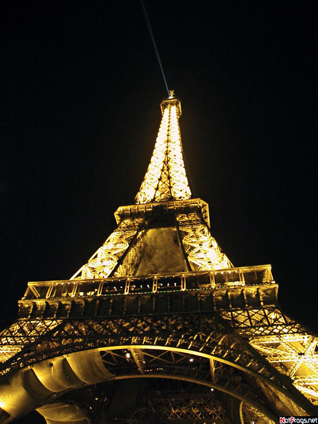 Башня Париж, Франция