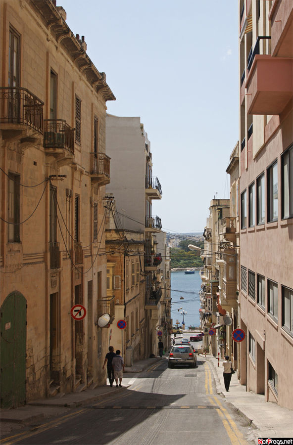 Наша любимая улица в Слиме, Triq Bisazza Слима, Мальта
