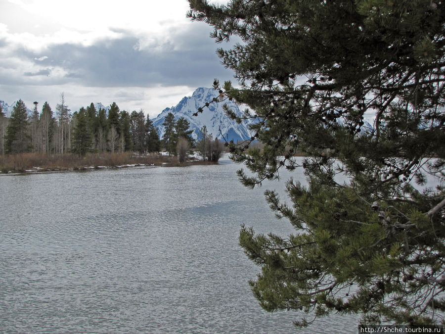 Озеро Jackson и горная гряда Teton, 120 км по пути в Джексон Национальный парк Гранд Тетон, CША
