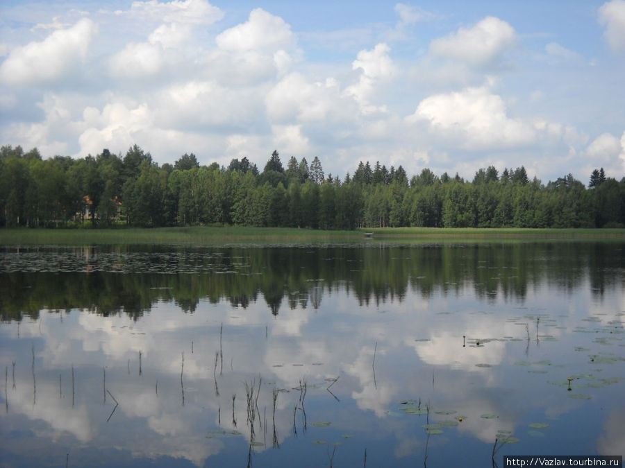 Зеркало Настола, Финляндия