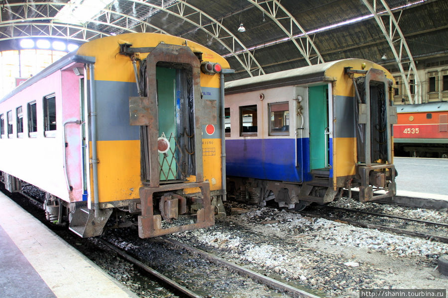 Поезда Аюттхая, Таиланд