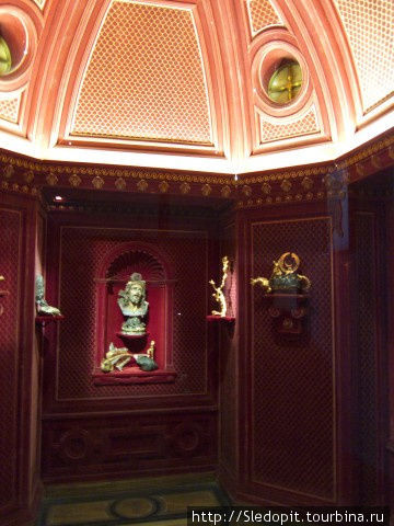 Дом-театр-музей Сальвадора Дали в Фигерас.Молельная комната. Фигерас, Испания