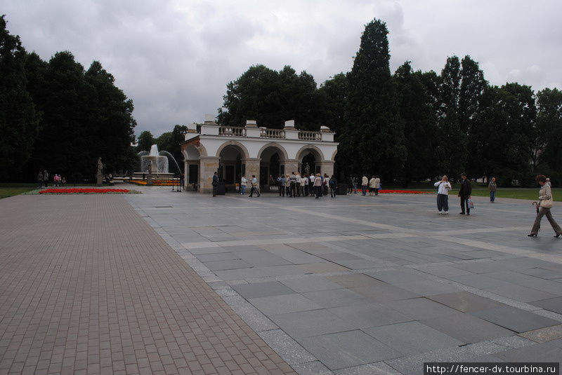 Площадь Пилсудского - почему-то главная площадь Варшавы Варшава, Польша