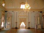 Константиновский дворец, голубой зал