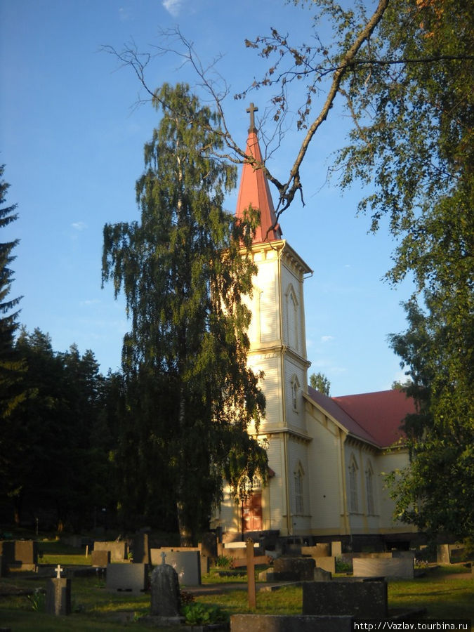 Церковь Яала, Финляндия