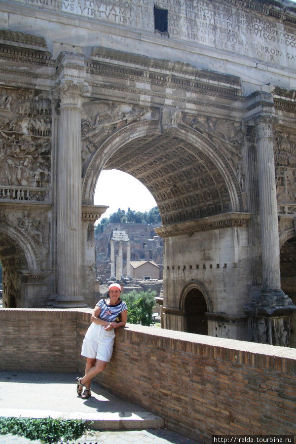 Триумфальная арка Септелия Севера Рим, Италия