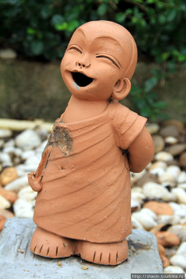 Будда с ребенком Аюттхая, Таиланд