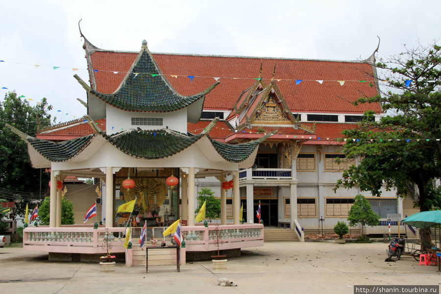 Ват Вонг Кхонг в Аюттхае Аюттхая, Таиланд