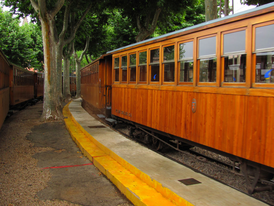 История железной дороги Ferrocarril de Sóller. Сольер, остров Майорка, Испания