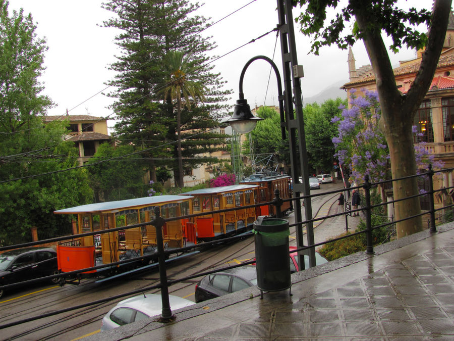 История железной дороги Ferrocarril de Sóller. Сольер, остров Майорка, Испания