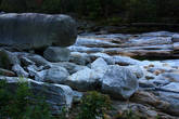 каменная река