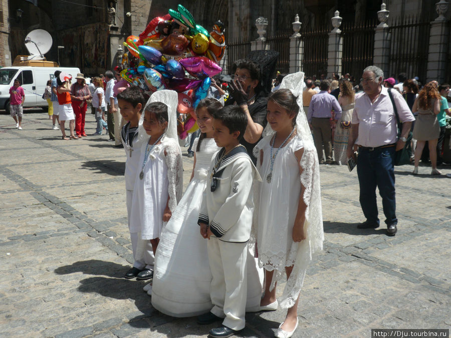 Праздник Корпус Кристи (Corpus Christi) в Толедо 2011 Толедо, Испания